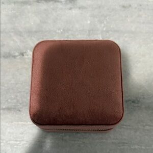 Jewelry Travel Case — Compact velvet Organizer